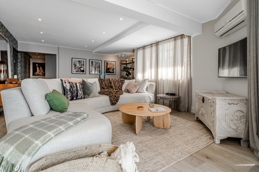 3 Bedroom Property for Sale in Mouille Point Western Cape